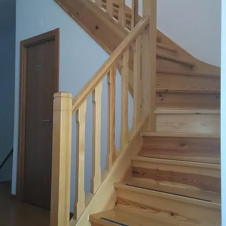 Russo's Albergue